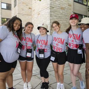 The Move-In Crew ready to help new students at Arrival & Move-In.